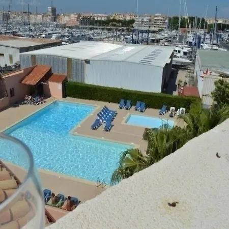 Cap D'agde, 1 Piece, 6 Personnes - Fr-1-249-258 * Agde