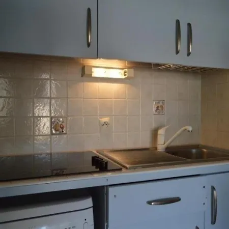 Cap D'agde, 1 Piece, 6 Personnes - Fr-1-249-258